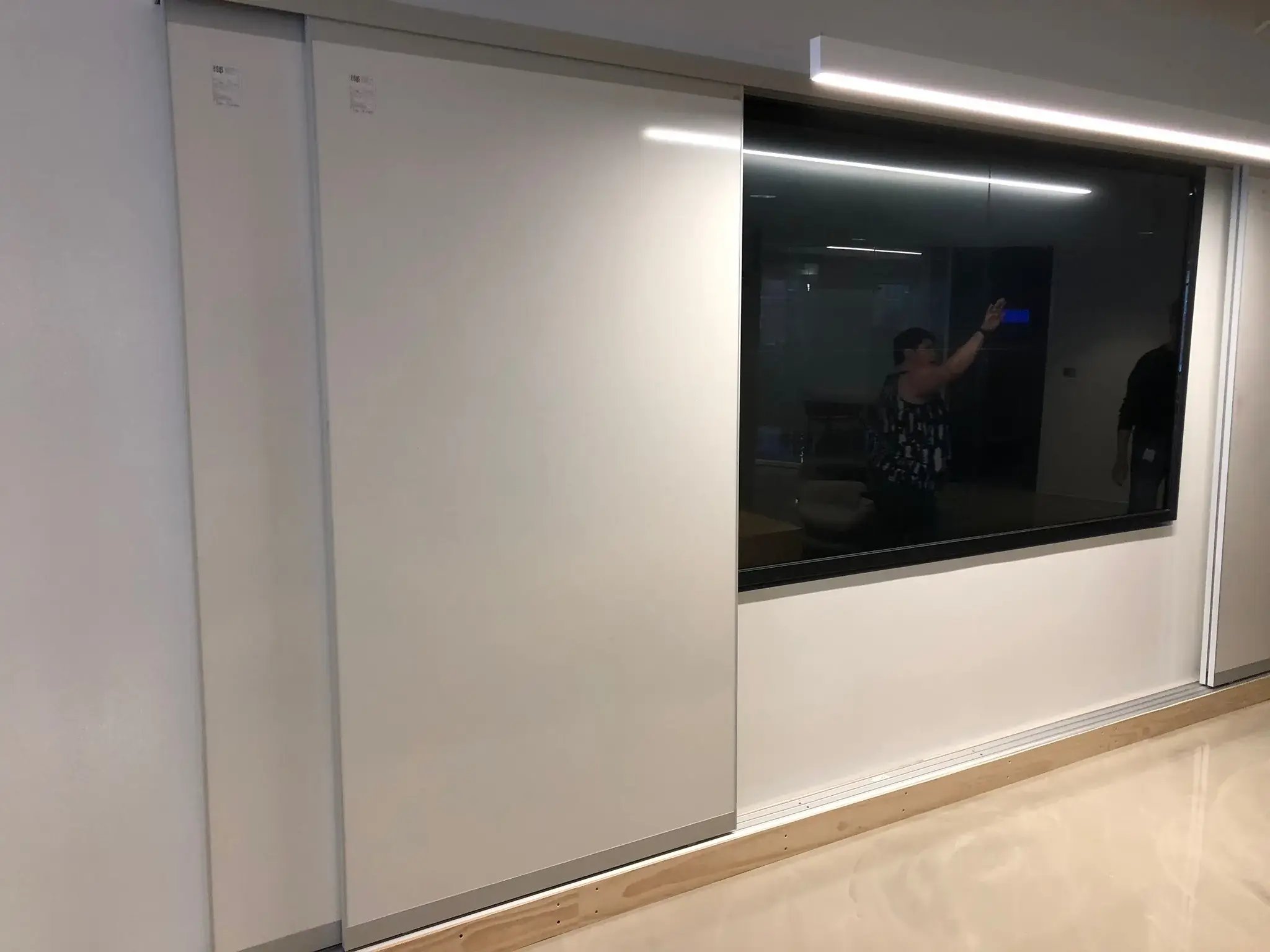 MEDIA WALL