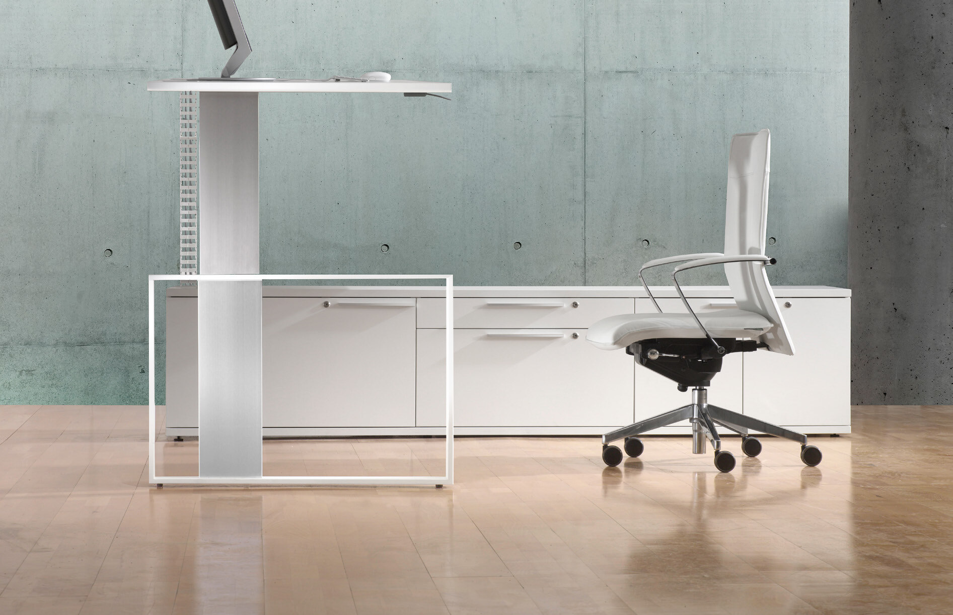 custom_solutions_Page_02_Image_0001