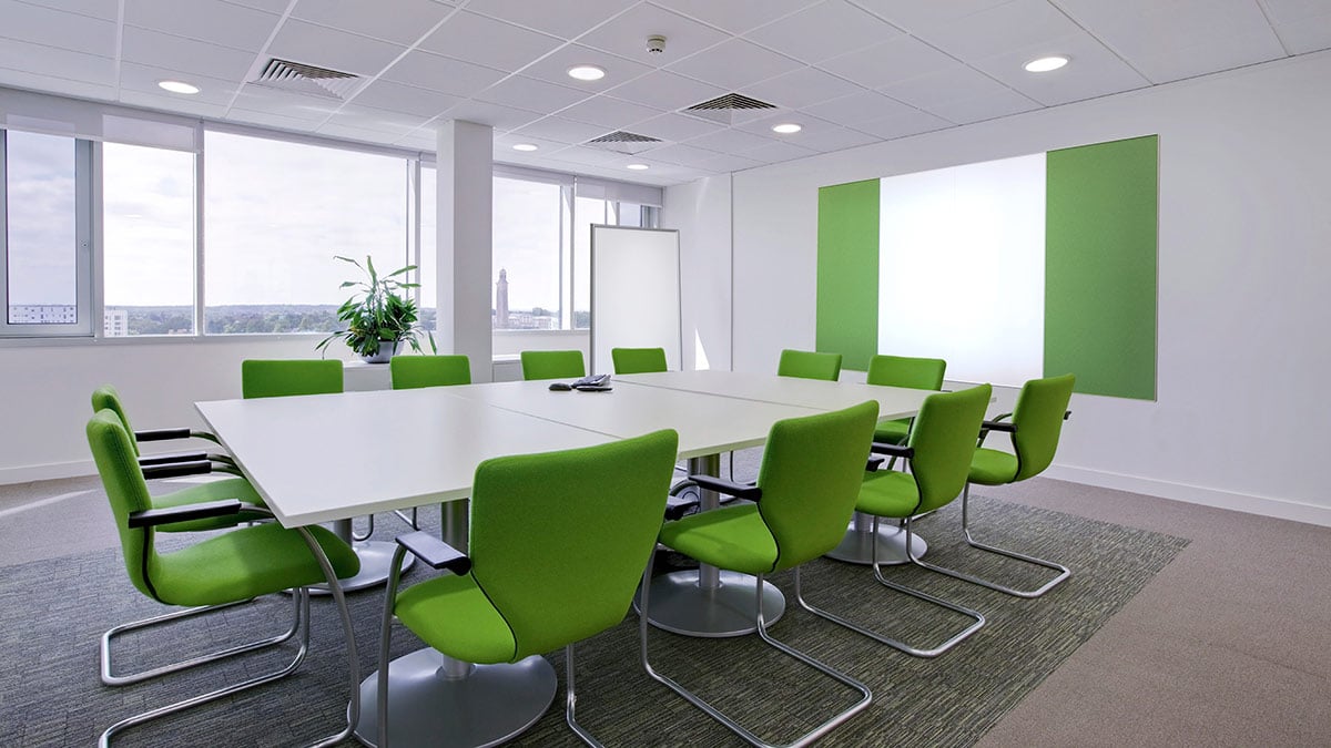 coronaVISUAL_elements_CombiBoard_greenFabric-16x9sm